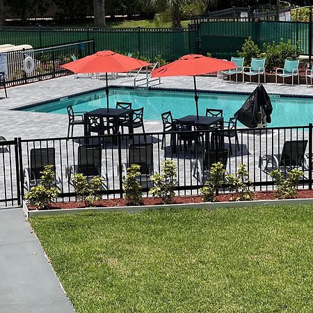 Clarion Inn Orlando International Drive - Icon Park Williamsburg Exterior photo