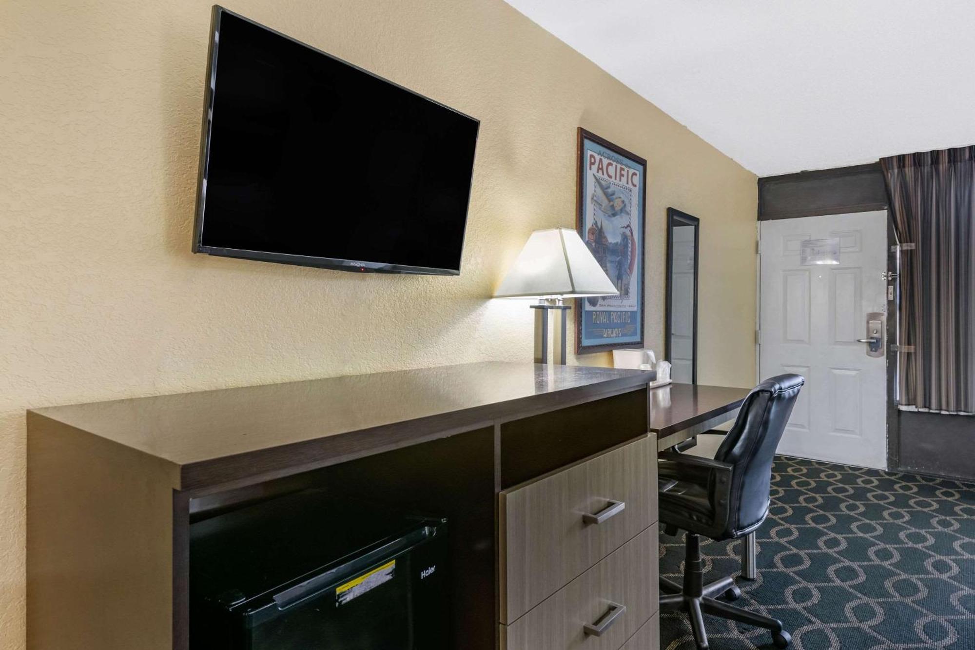 Clarion Inn Orlando International Drive - Icon Park Williamsburg Exterior photo